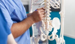 Osteoporosis: Ancaman Tulang Rapuh yang Sering Diabaikan