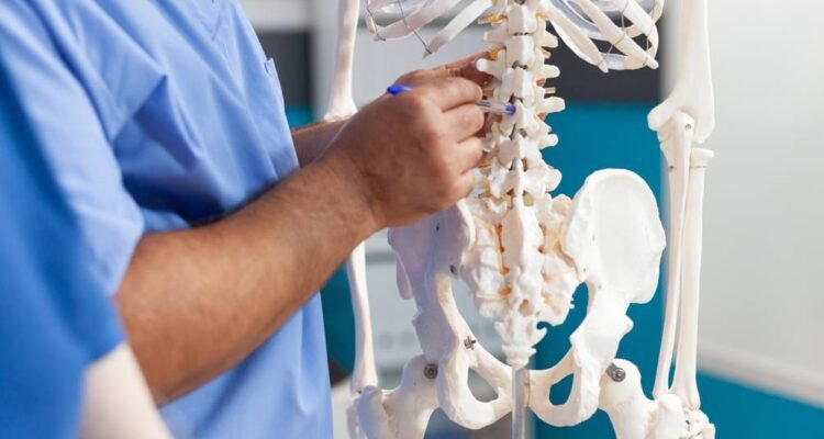 Osteoporosis: Ancaman Tulang Rapuh yang Sering Diabaikan