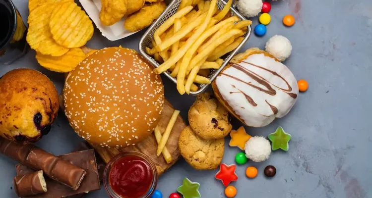 Makanan Tinggi Kolesterol yang Perlu Dibatasi agar Jantung Tetap Sehat