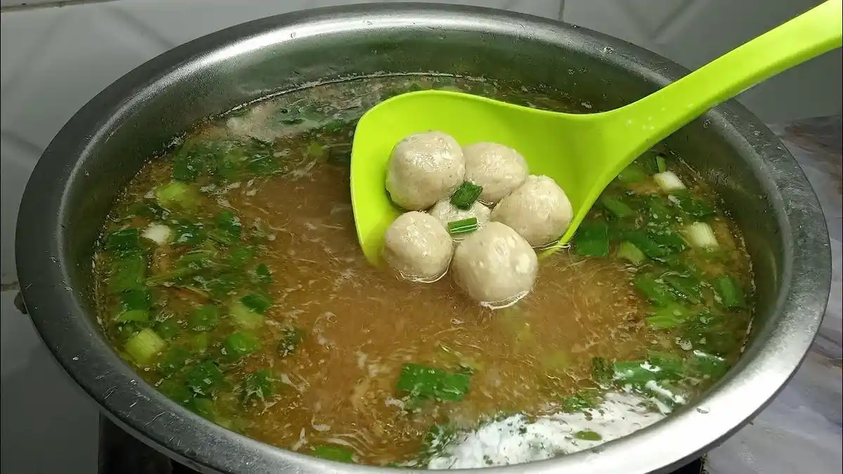 Resep Kuah Bakso Gurih dan Bening, Rahasia Kaldu Sedap ala Pedagang